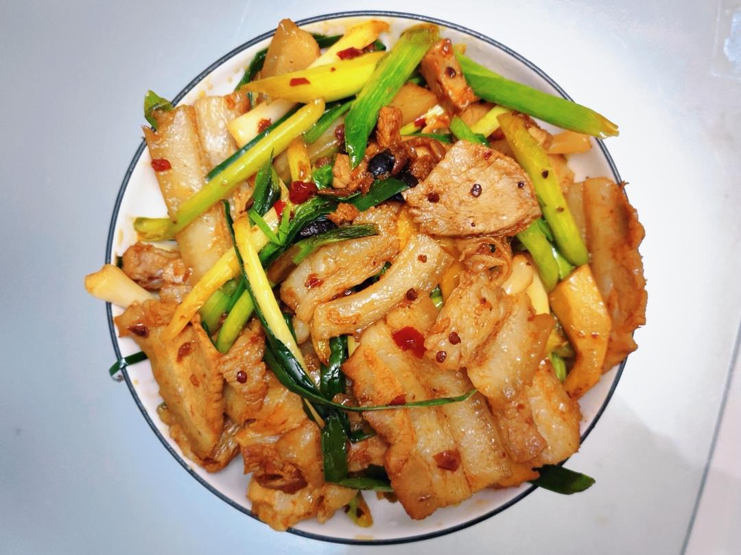 蒜苗回锅肉——经典川菜