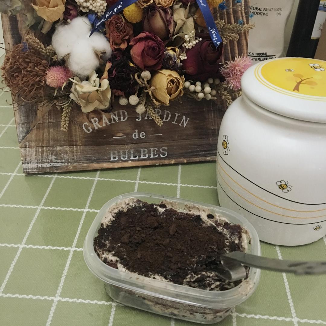 好吃到流泪的奥利奥咸奶油盒子蛋糕