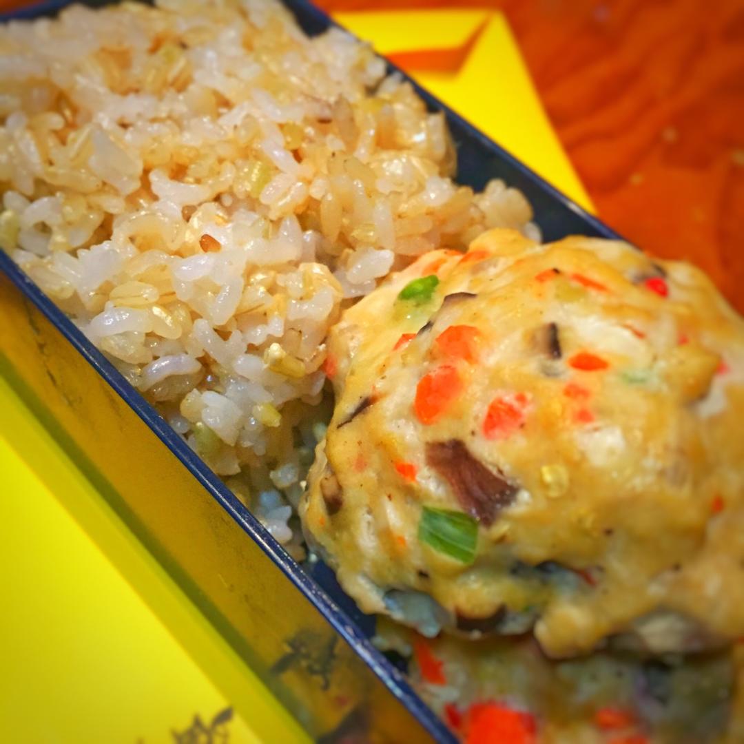 香菇胡萝卜鸡胸肉丸