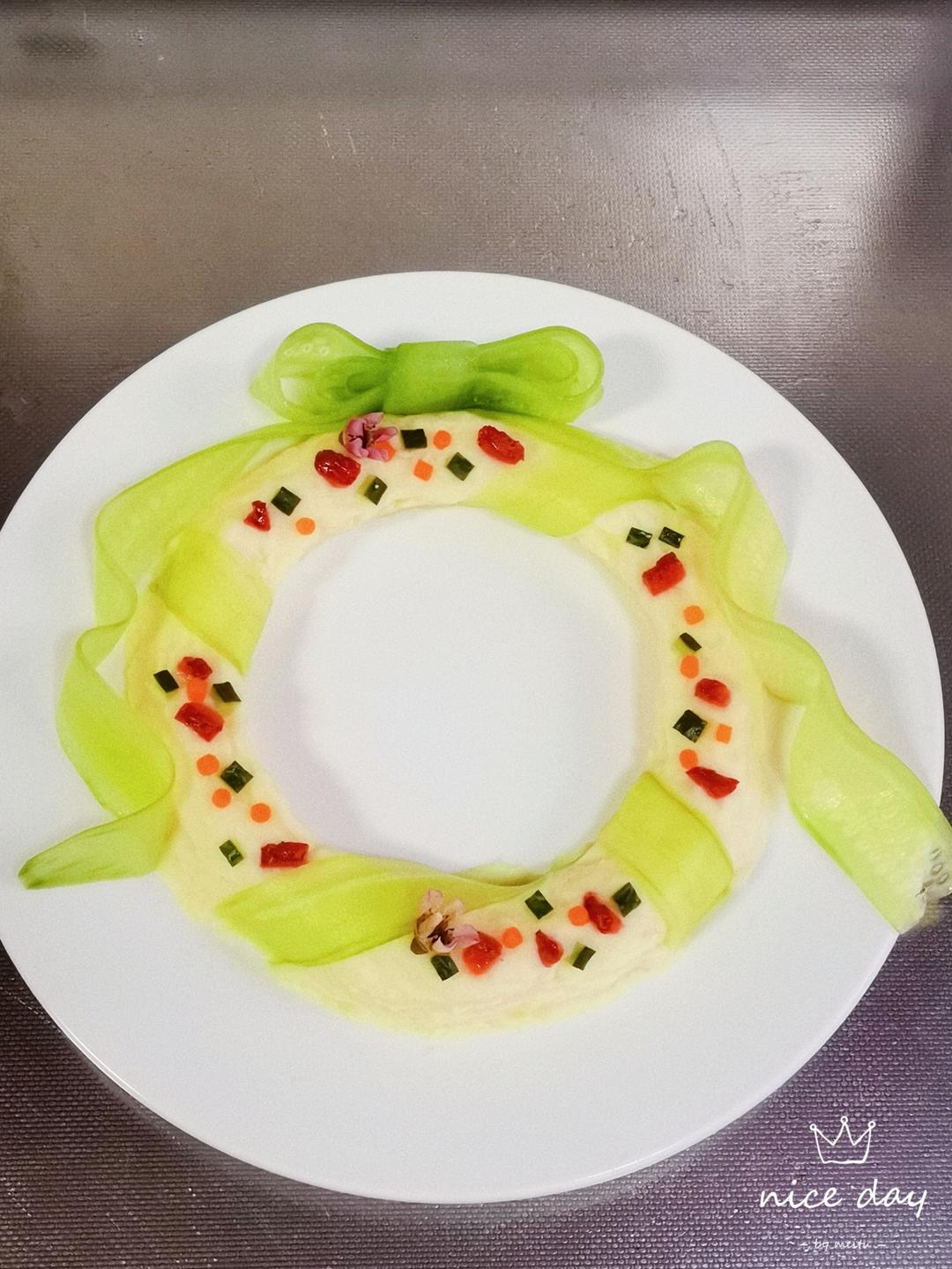 超简单的海鲜圣诞花环饭团，创意圣诞美食，10分钟营造满满氛围感