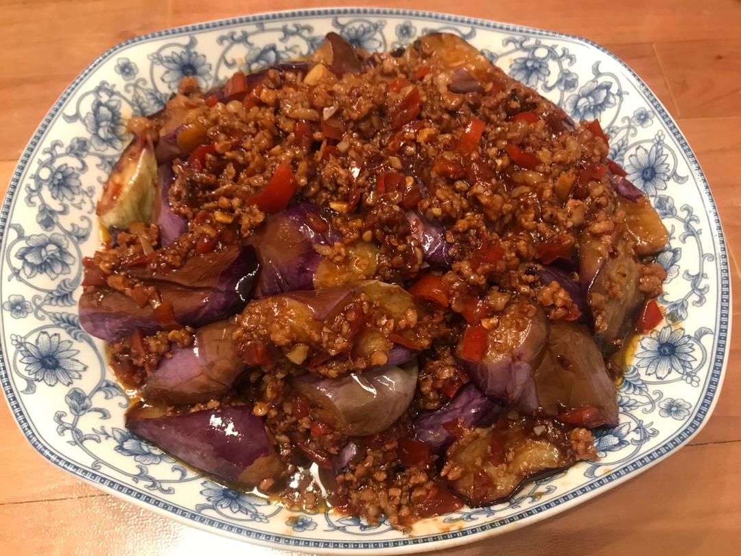 厨师长教你：“肉末烧茄子”的家常做法，口感软糯适合下饭，收藏