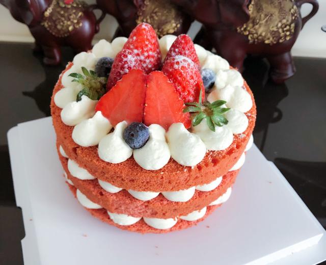 红丝绒草莓裸蛋糕的做法