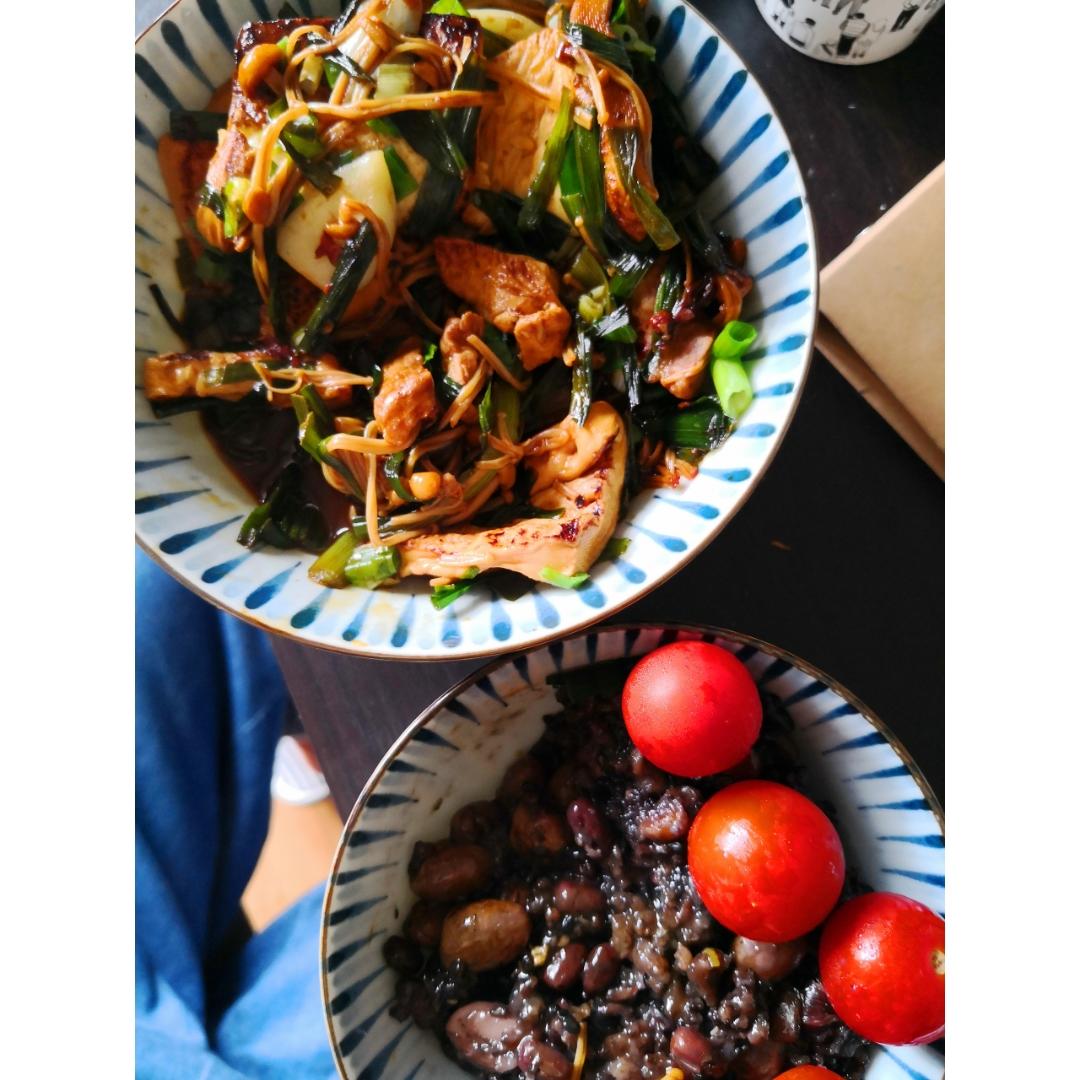 豆浆杂粮粥（别名：回归正轨粥）丨健康·三餐