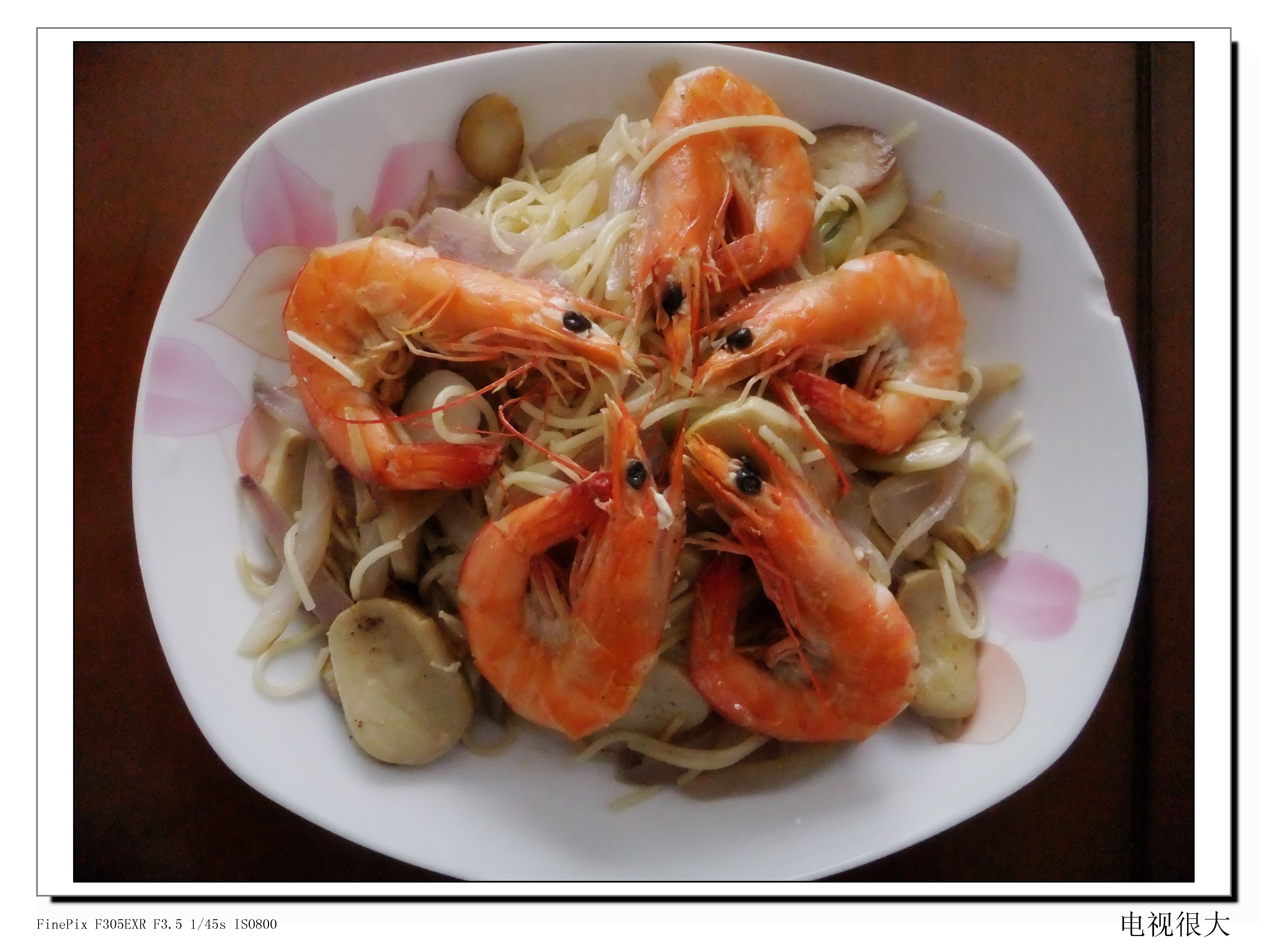 白酱蘑菇培根意大利面