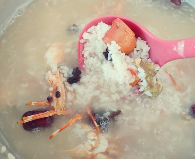 龙虾虾螃蟹羊肚菌粥的做法