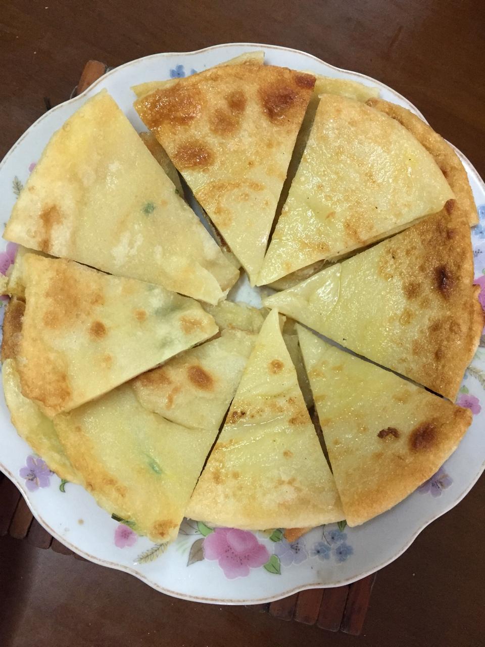 鸡蛋葱油饼                  （更新饼坯保存方法）
