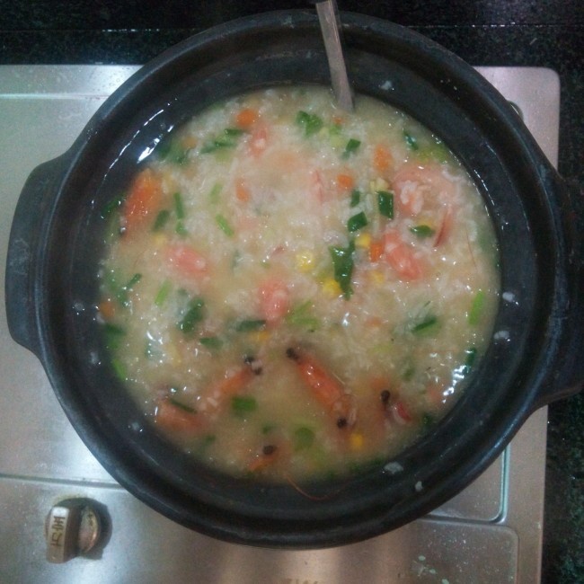 鲜虾砂锅粥