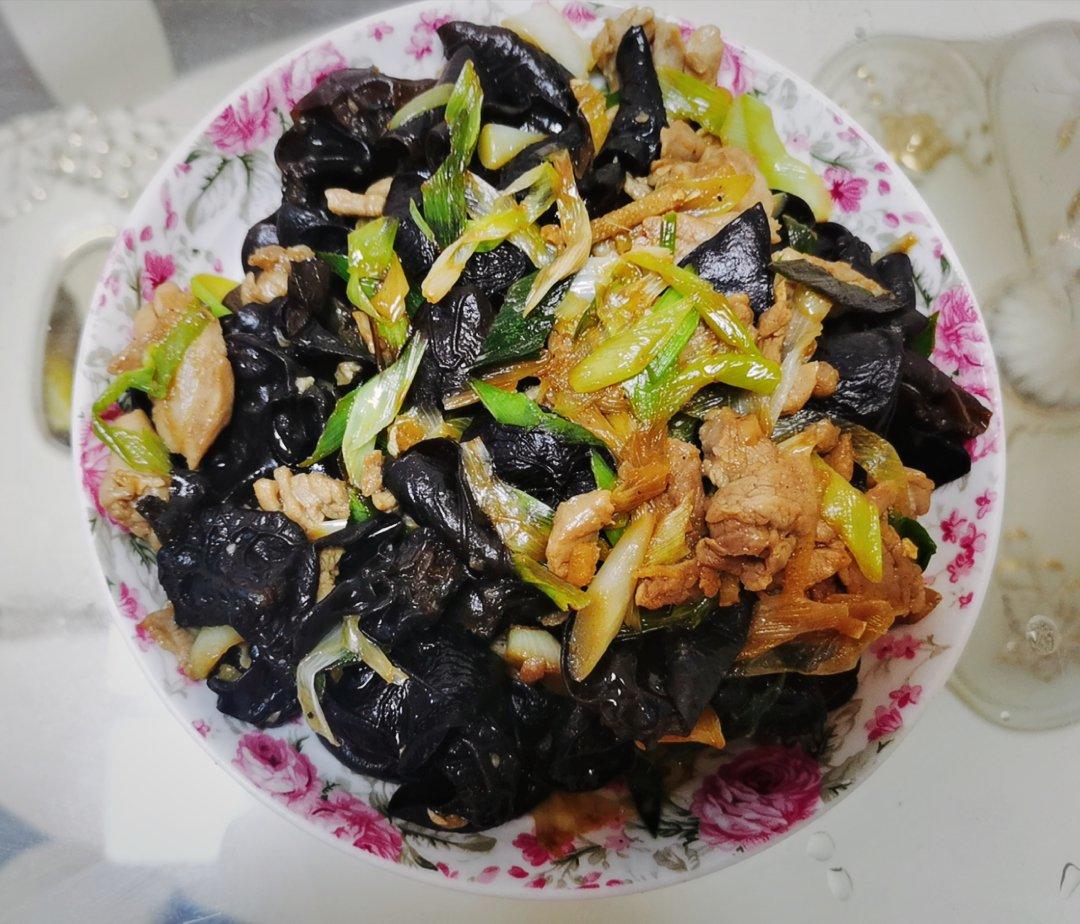 木耳炒肉