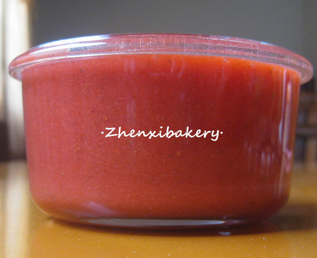 有糖浓郁草莓果泥的做法