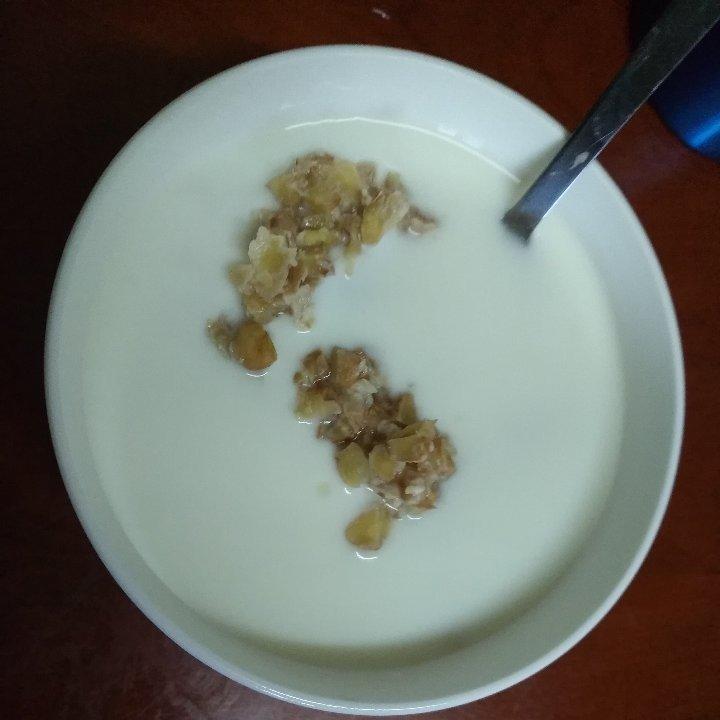 紫薯🍠山药泥配酸奶（溶化的雪山）