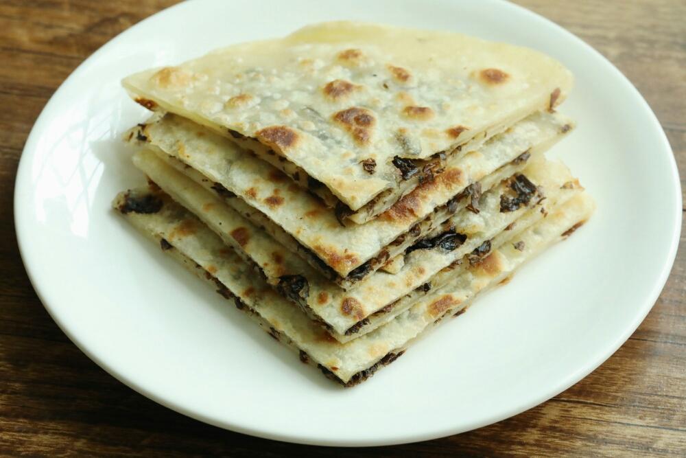 【梅菜饼的做法步骤图,梅菜饼怎么做好吃】山仓林食_下厨房