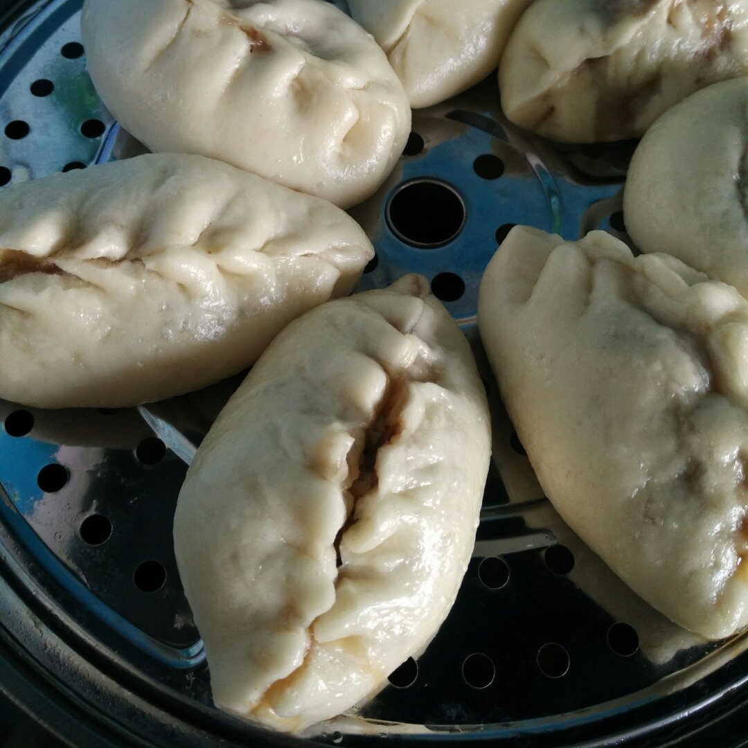 酱肉包子