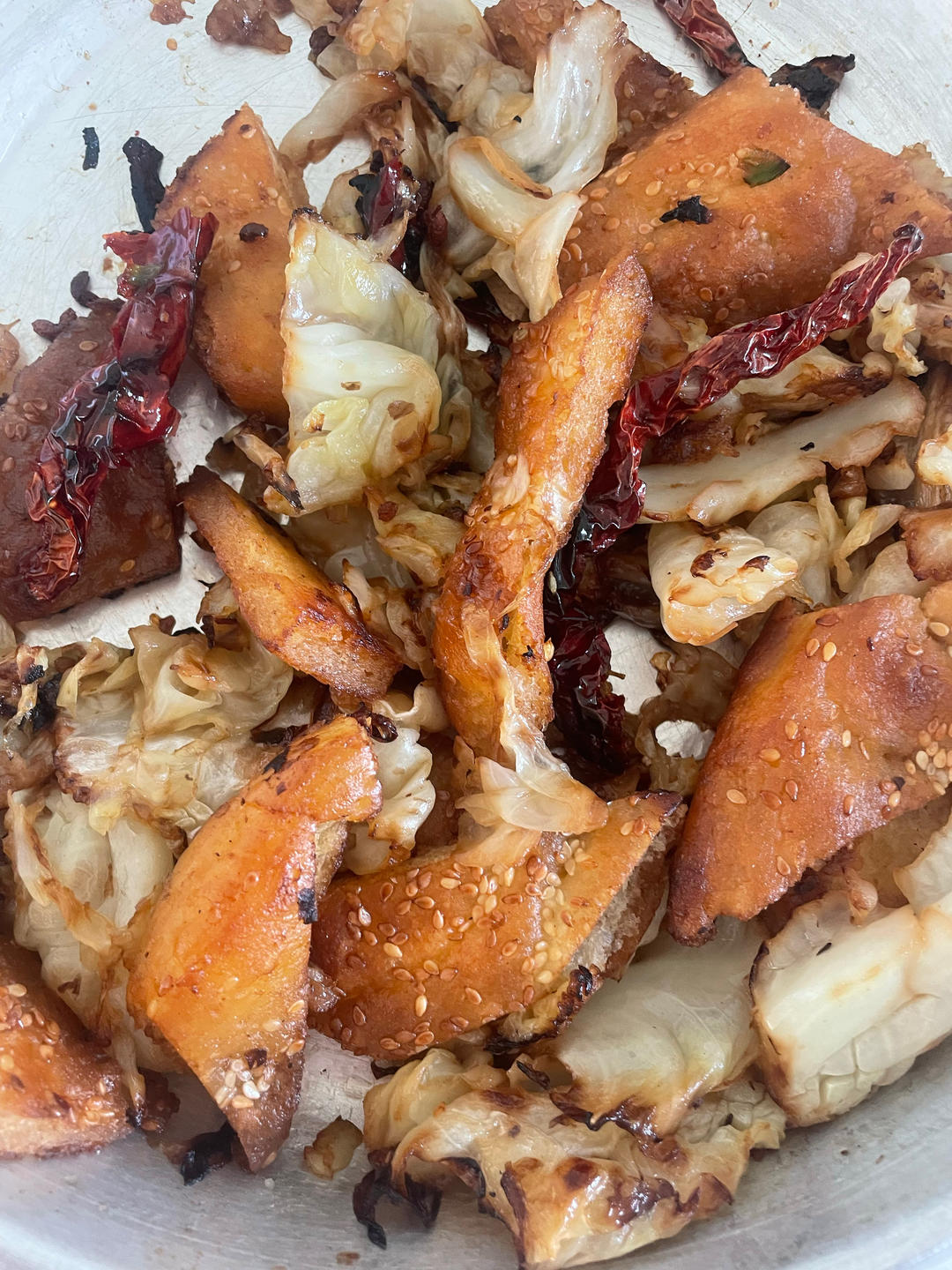 新疆特色菜包包菜炒馕