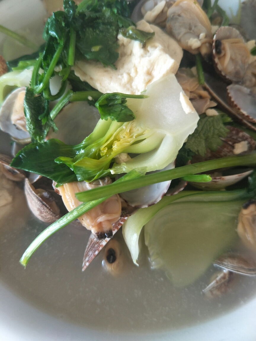 花蛤豆腐油菜汤的做法
