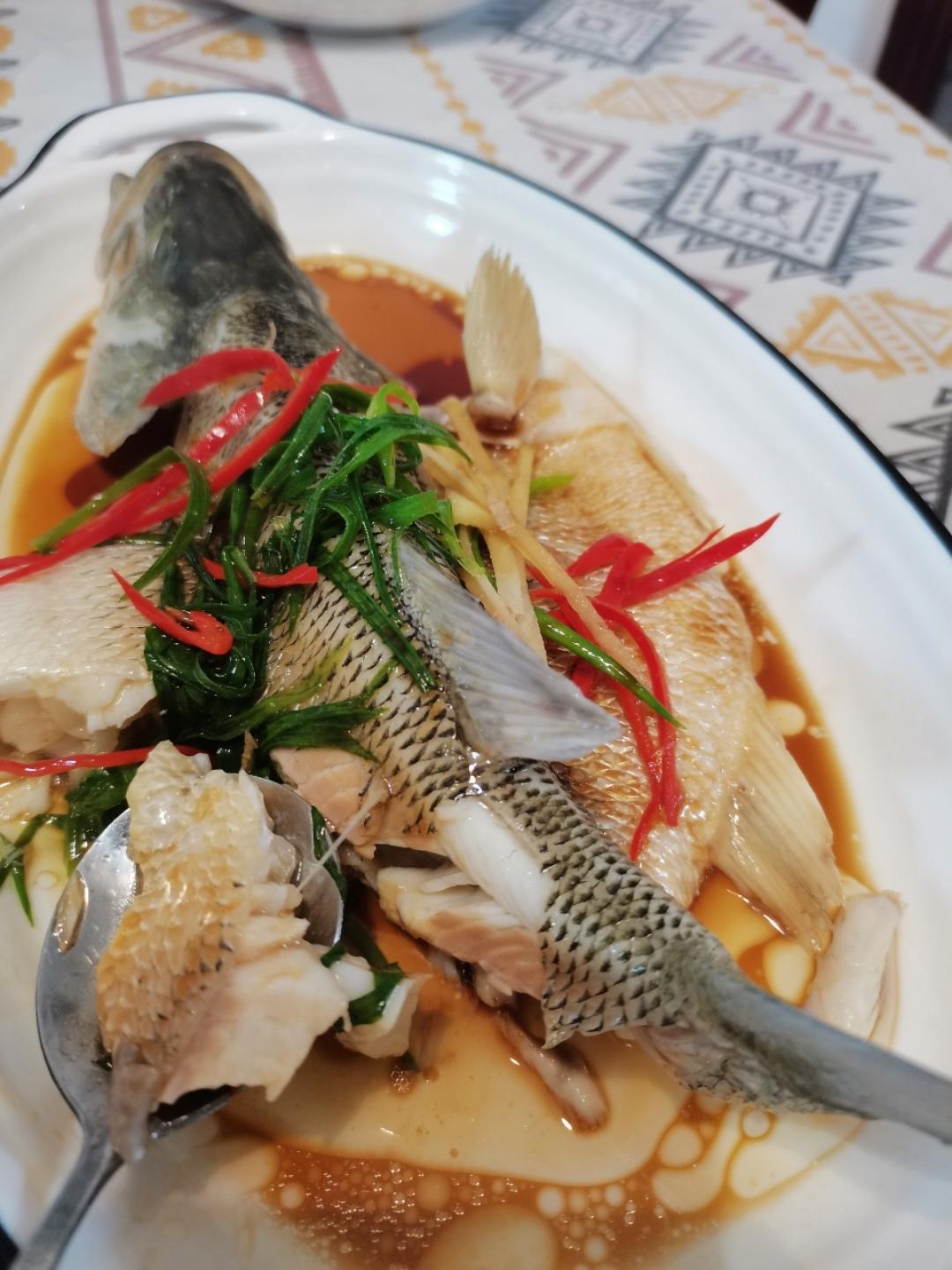 10分钟做 清蒸鲈鱼 （附切鱼图解）