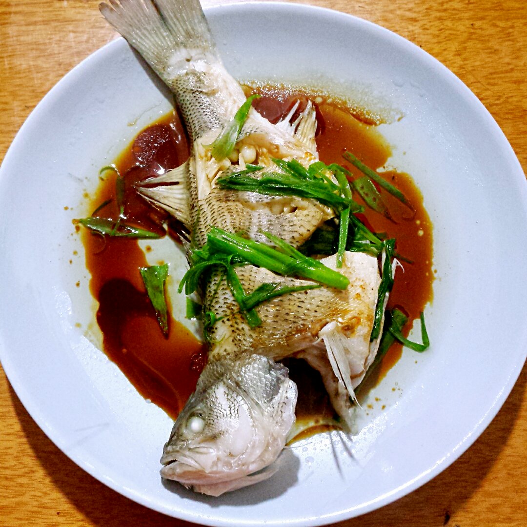 蒸鲈鱼