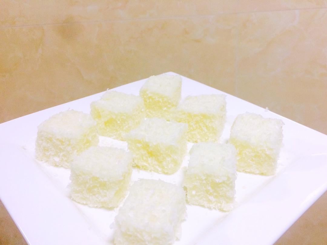 完胜85度C牛奶椰丝小方