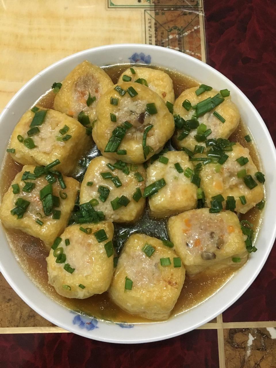 lee小婉做的客家菜"酿豆腐"