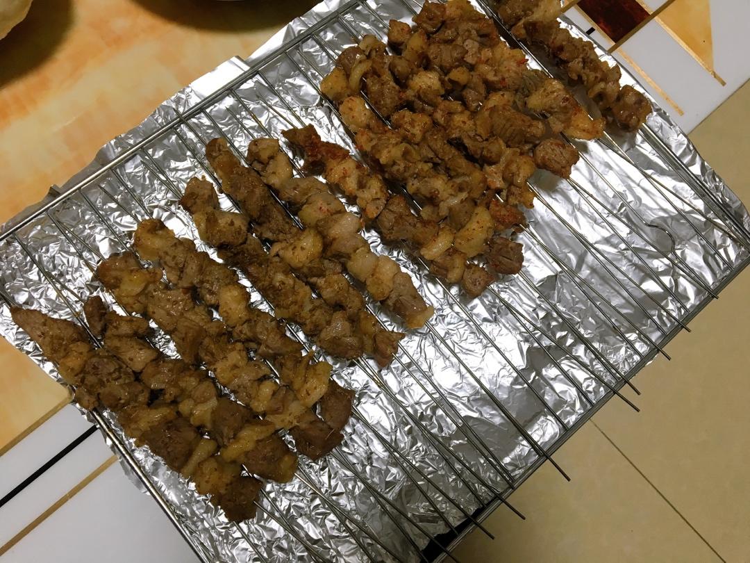 不要后知后觉的小杨子做的烤羊肉串(烤箱版)