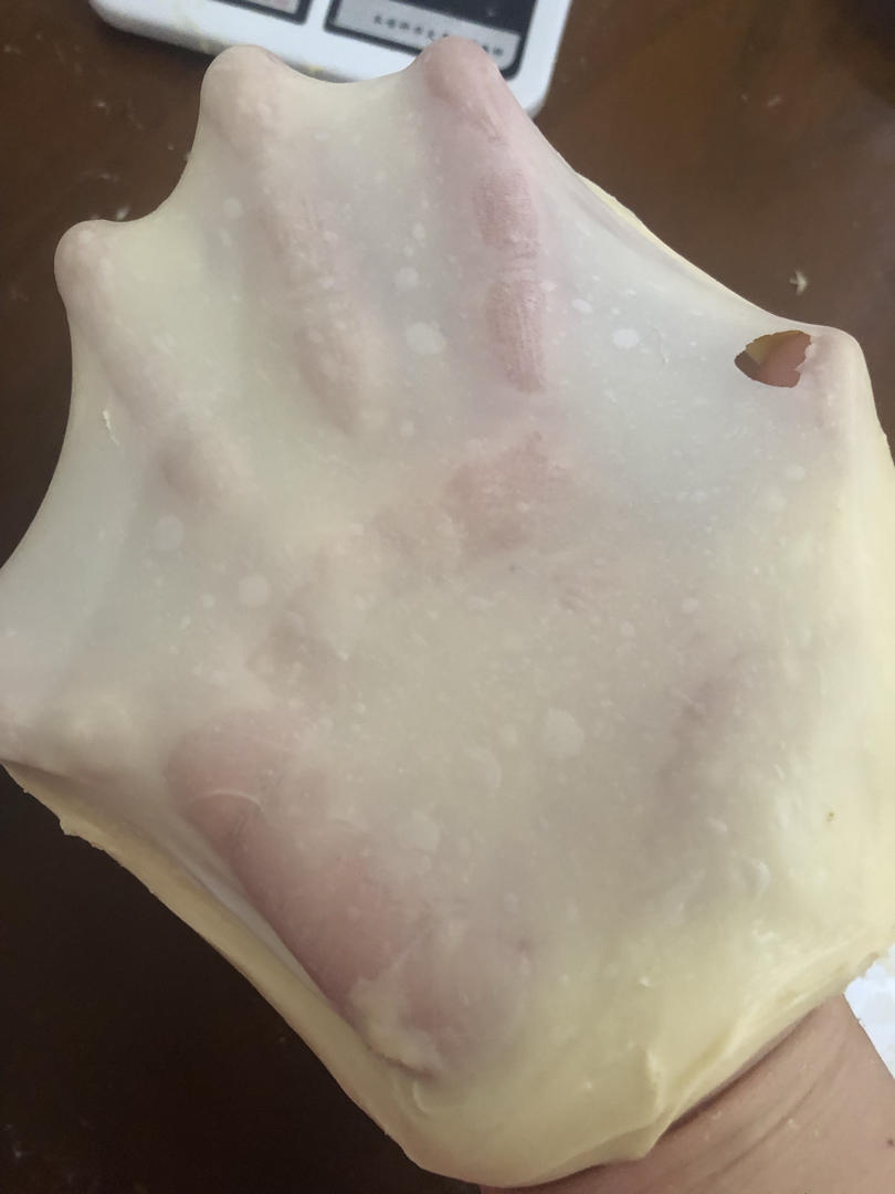 【培根沙拉面包】