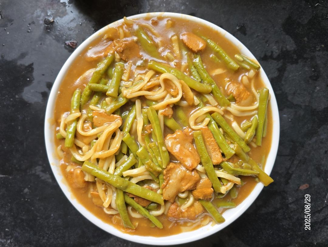 豆角焖面