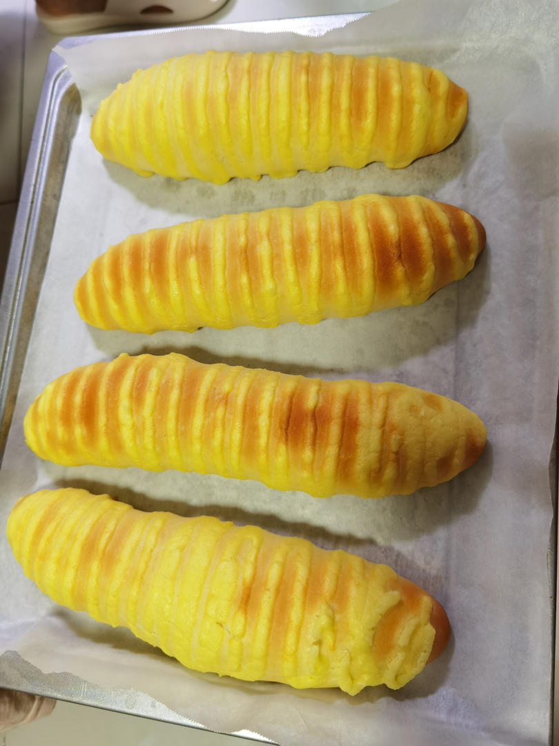 毛毛虫面包