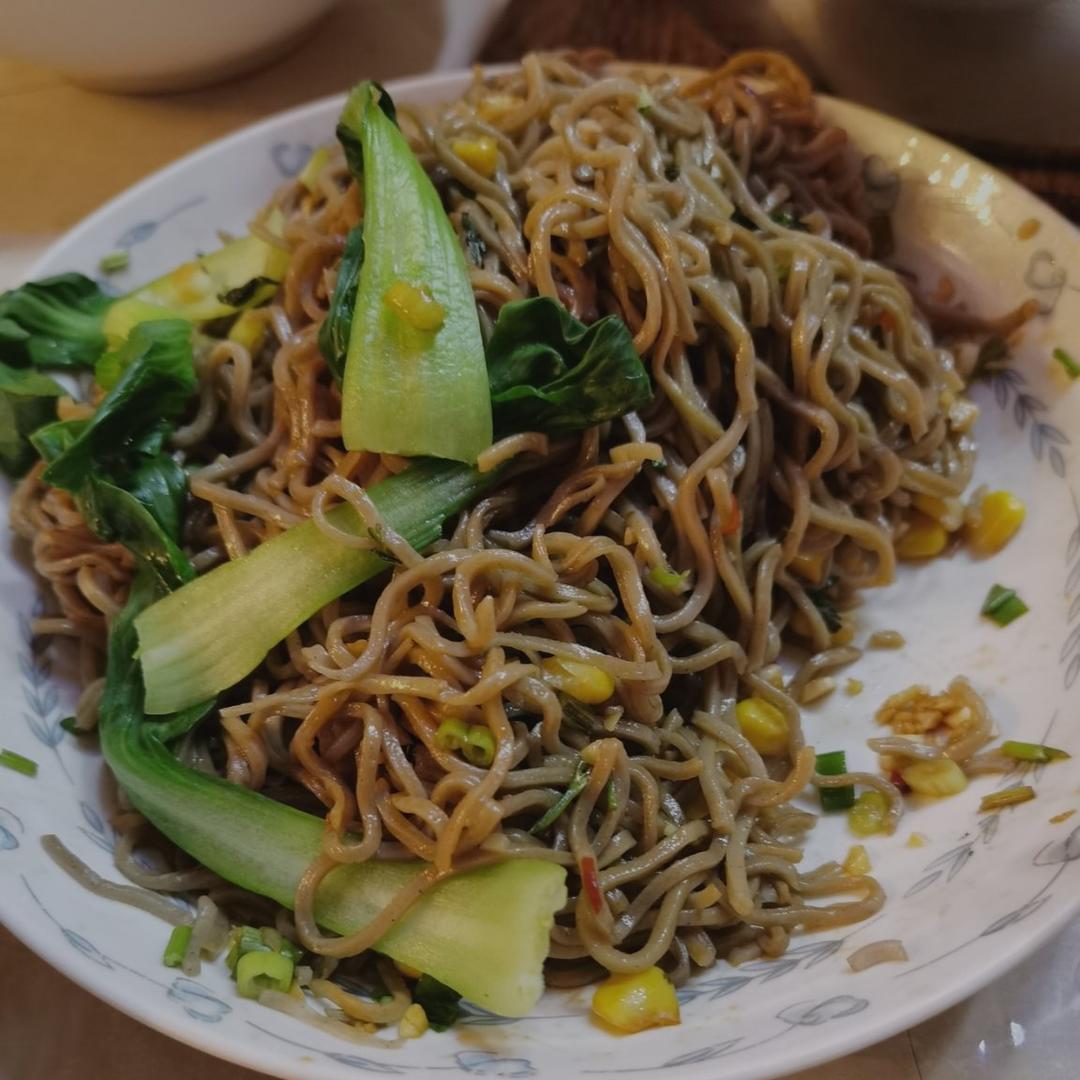 凉拌荞麦面