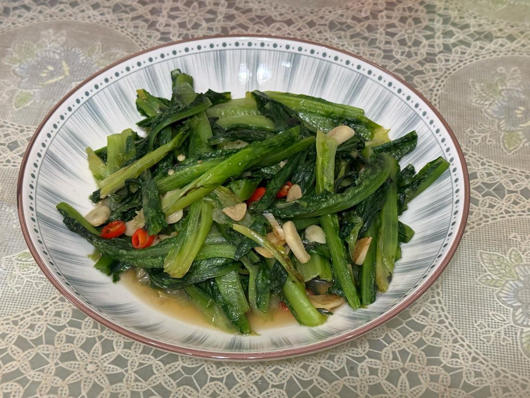 清炒油麦菜