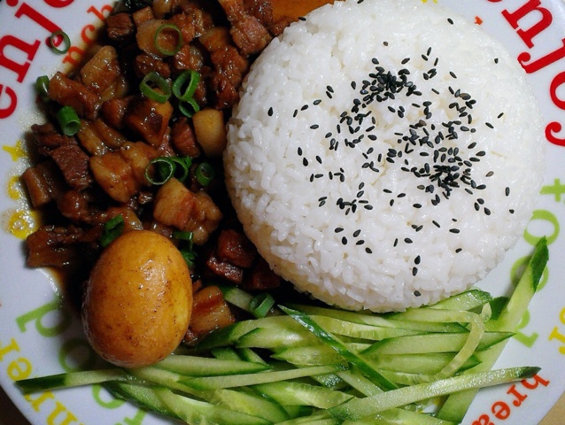 台式卤肉饭
