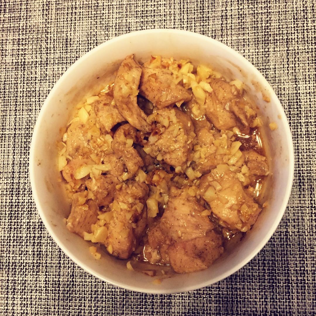 蒜蓉蒸鸡胸（鸡腿）