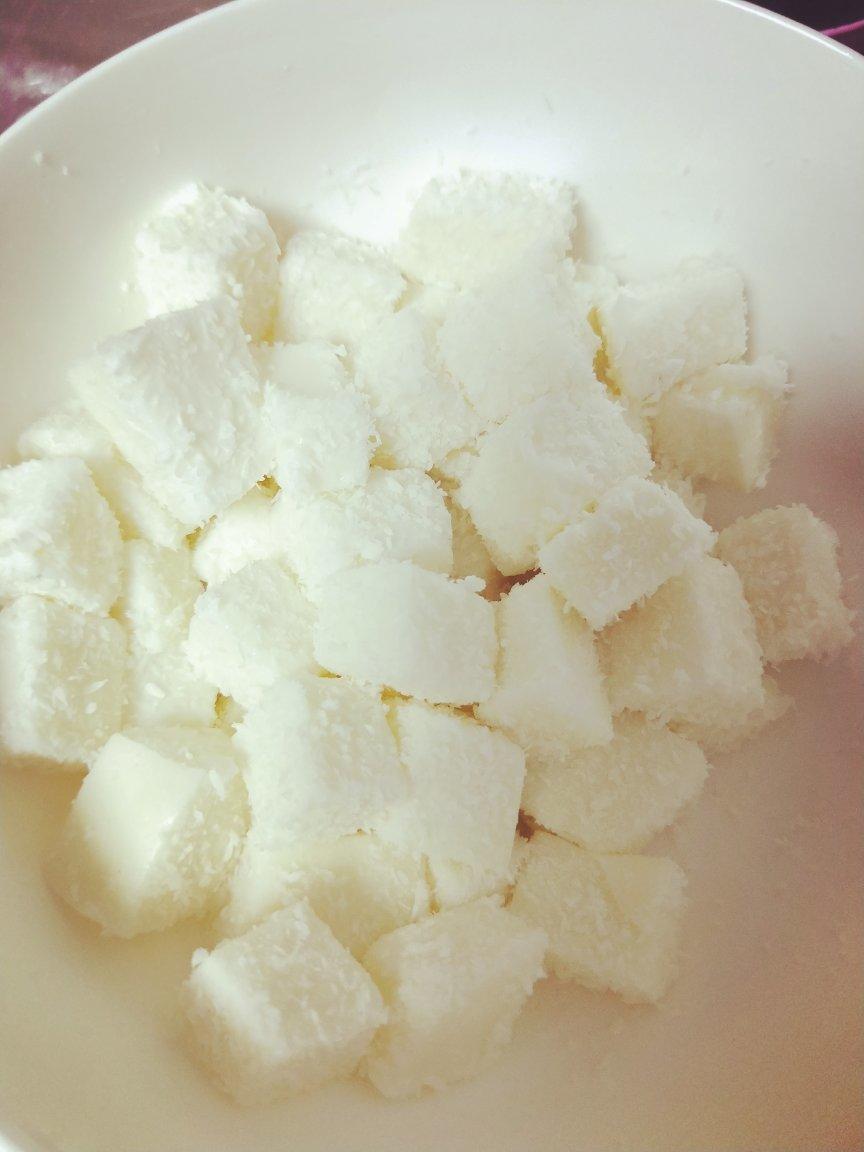 （只需4种材料)牛奶小方