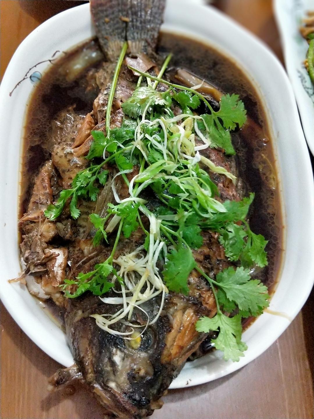 xst小石头做的红烧罗非鱼