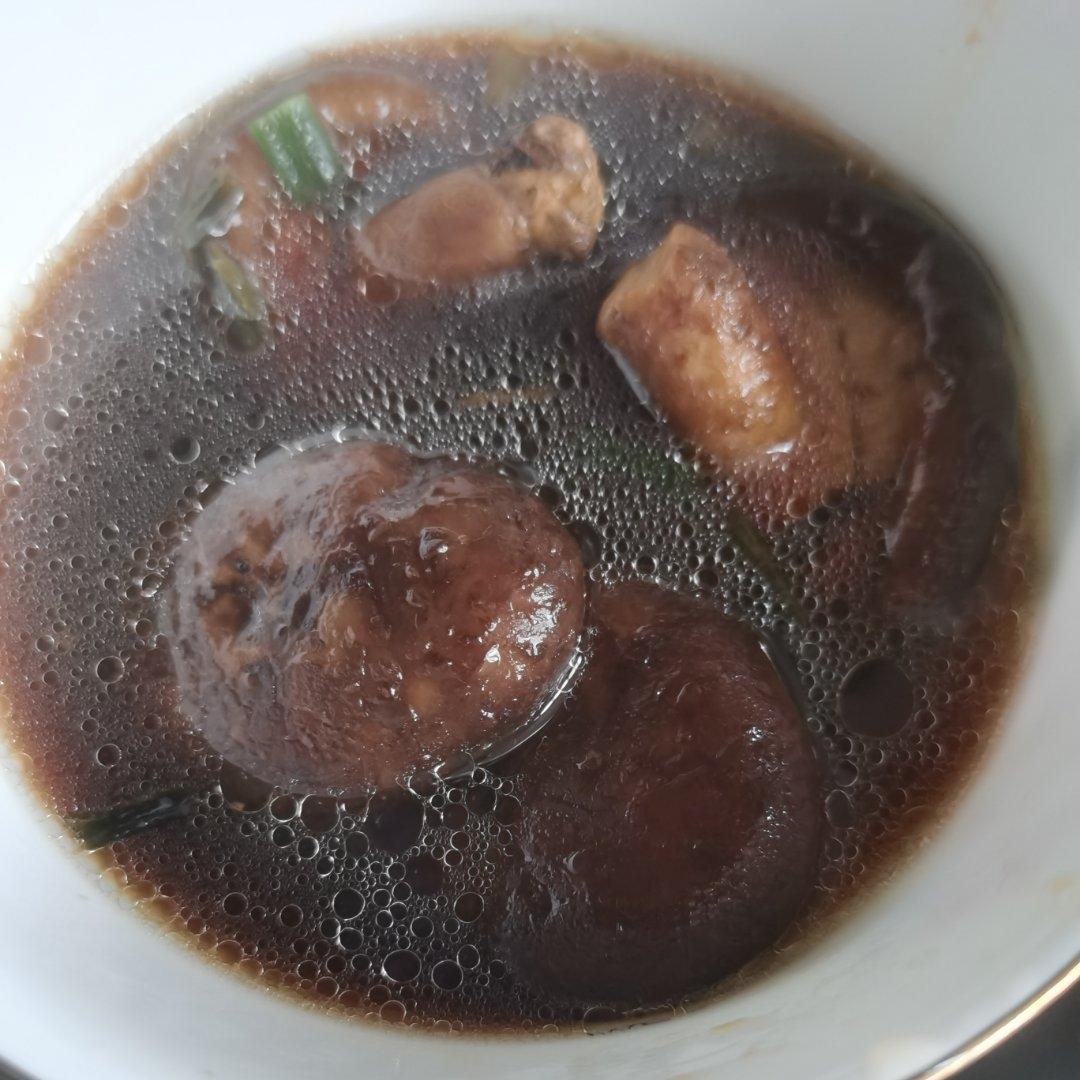 香菇这么做真的太好吃了～超级下饭