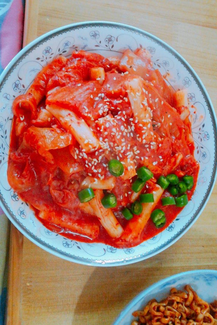 韩式辣炒年糕（or网红芝士套路之芝心年糕）