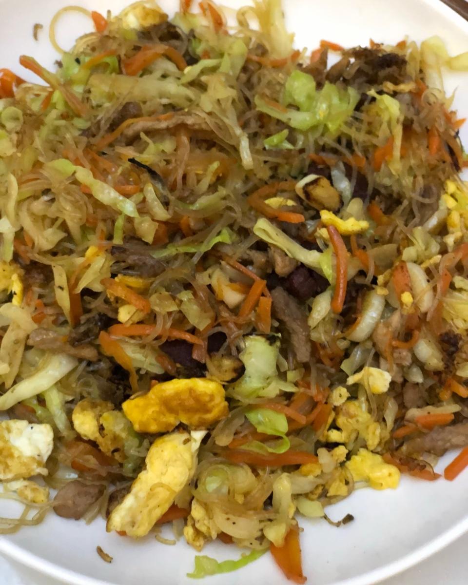 包菜鸡蛋炒粉丝