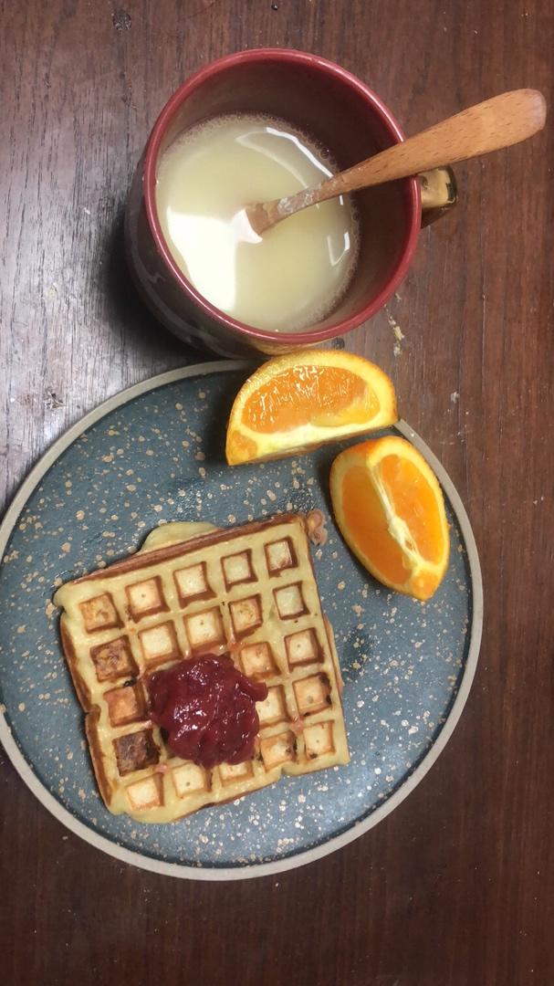不需要泡打粉，不需要加糖的香蕉酸奶华夫饼