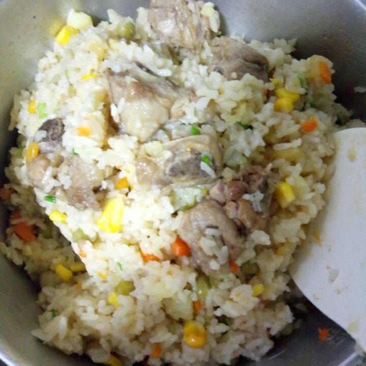 排骨焖饭