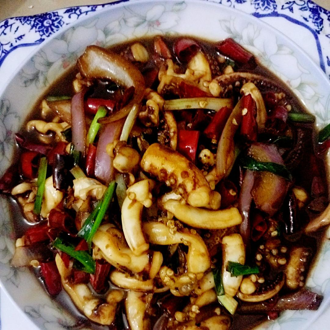 干锅酱香鱿鱼
