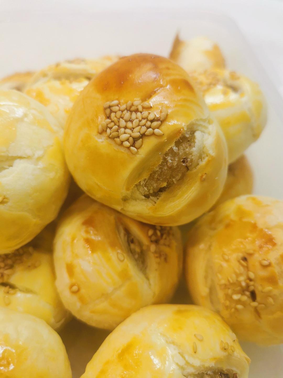 打小就爱吃的【经典老婆饼】太喜欢软软糯糯de糯米馅啦！