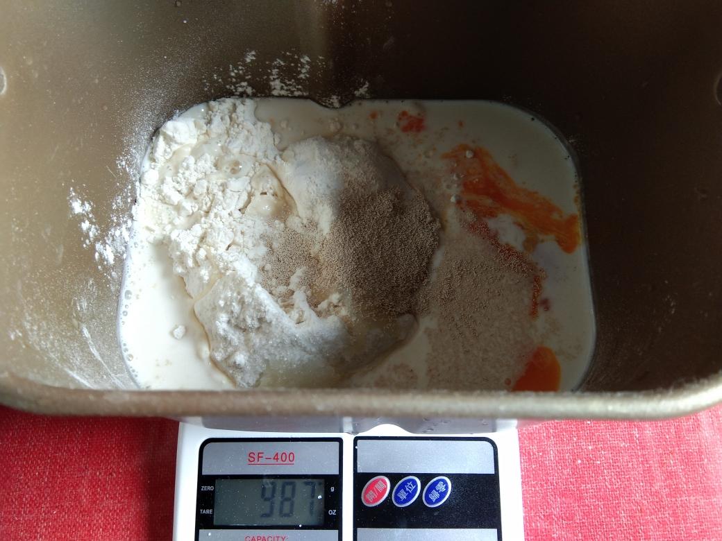 纯奶手撕吐司的做法 步骤1