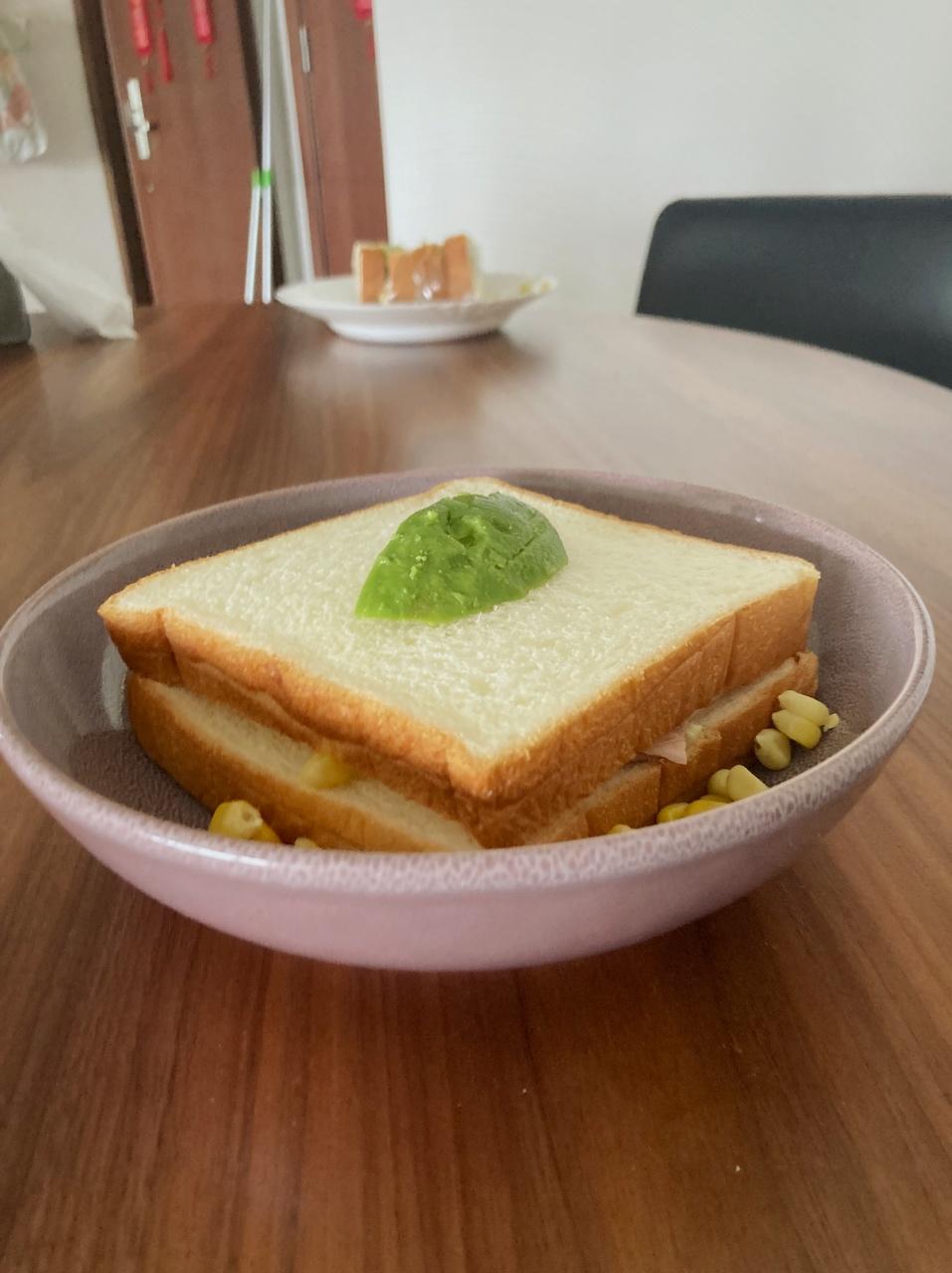 簡單金槍魚🐟早餐