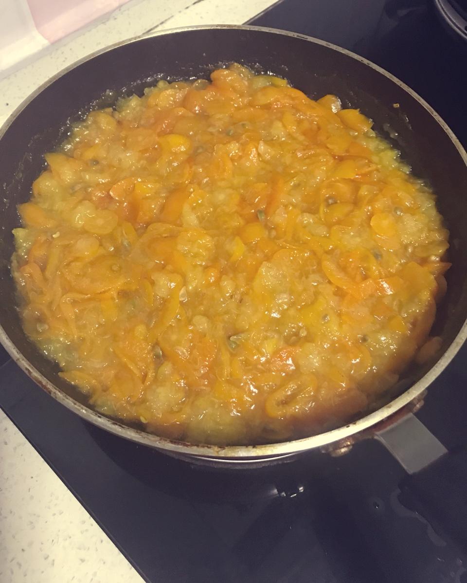 金桔酱润肺止咳化痰疗效好。金桔酱。