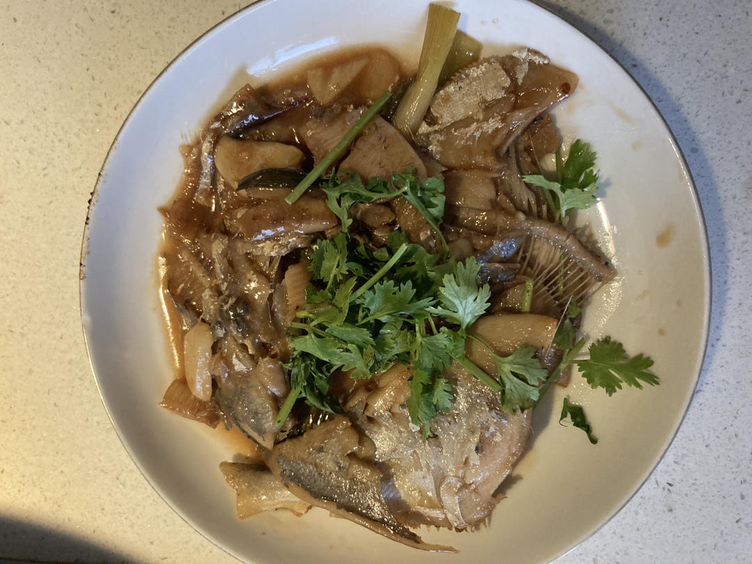 家炖小鱼