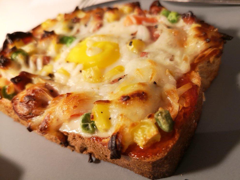 面包 切片吐司披萨 bs233做的切片吐司披萨 赞 吐司面包片,鸡蛋,马苏