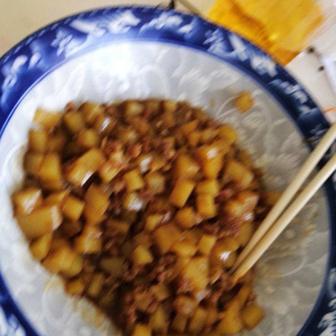 超级下饭的肉沫炒土豆！
