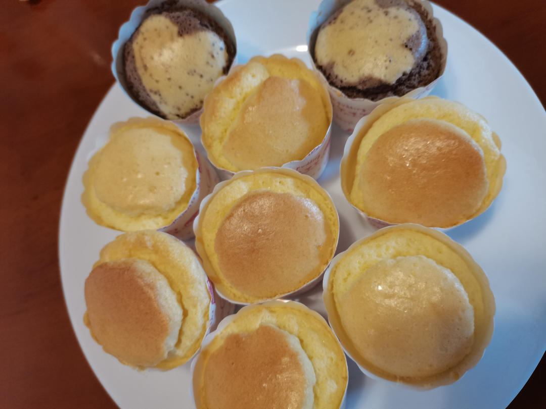 戚风小纸杯蛋糕