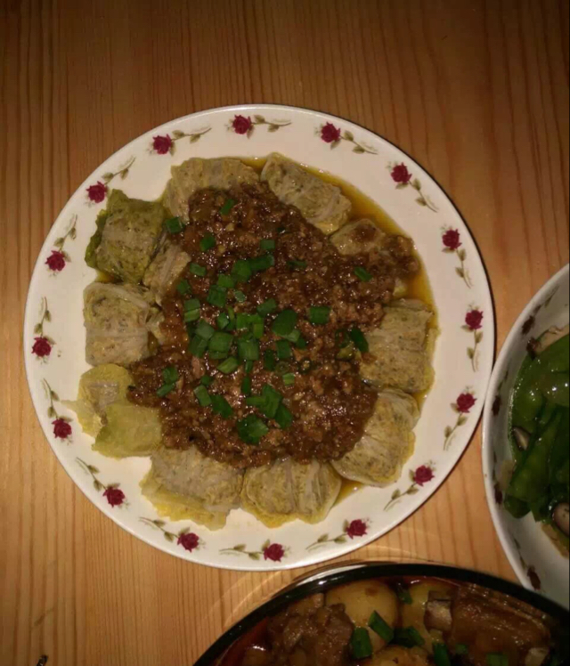 肉酿白菜卷