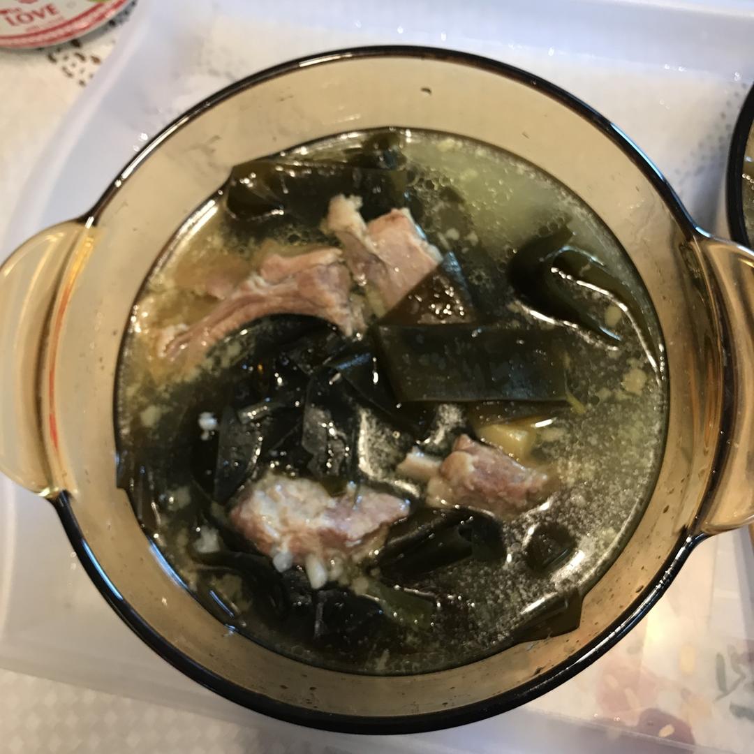 海带排骨汤