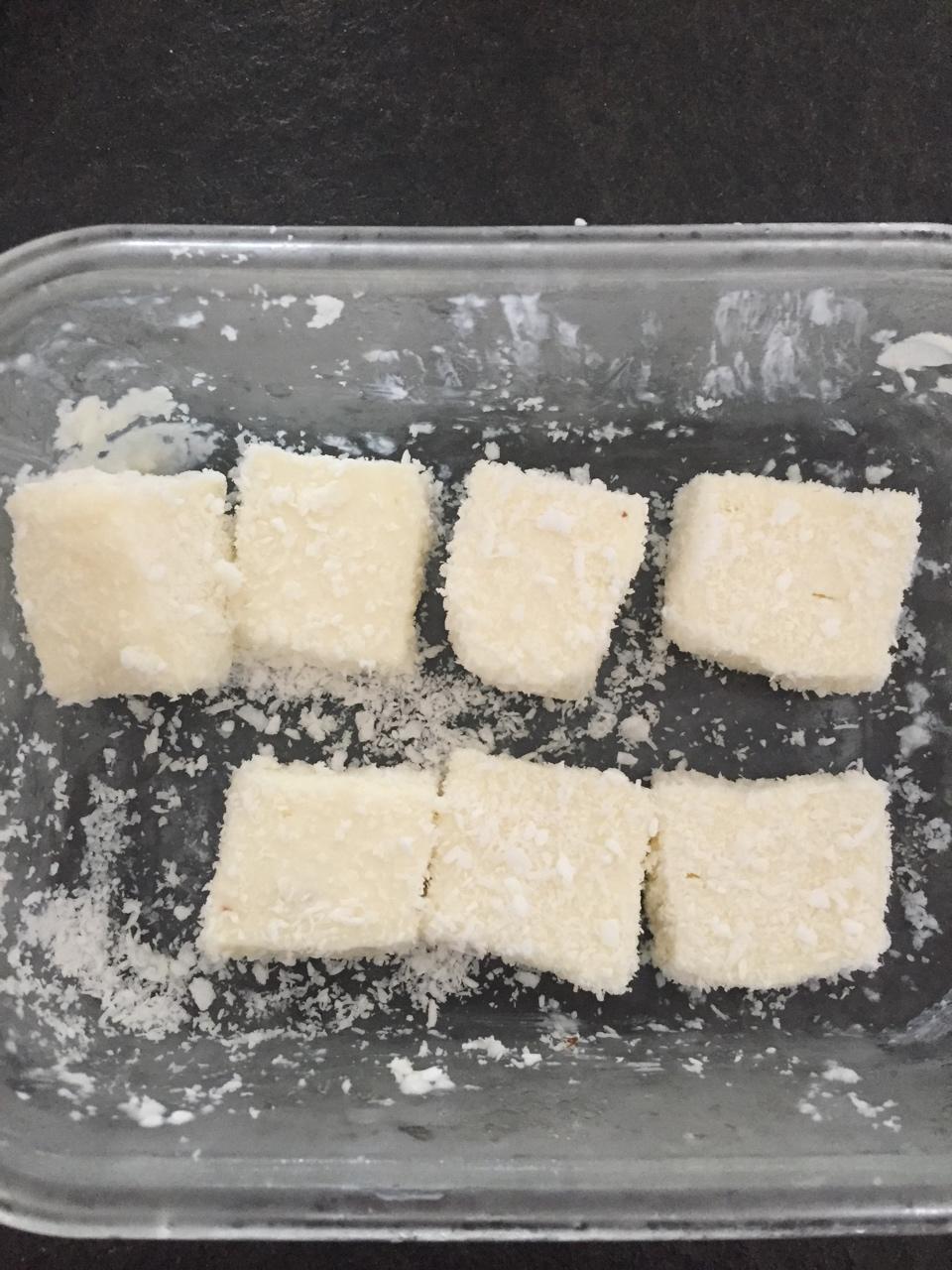 完胜85度C牛奶椰丝小方