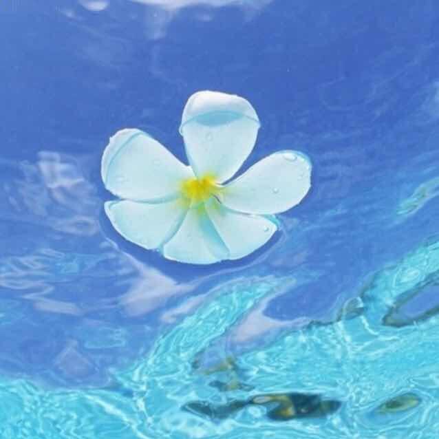 晴空行云